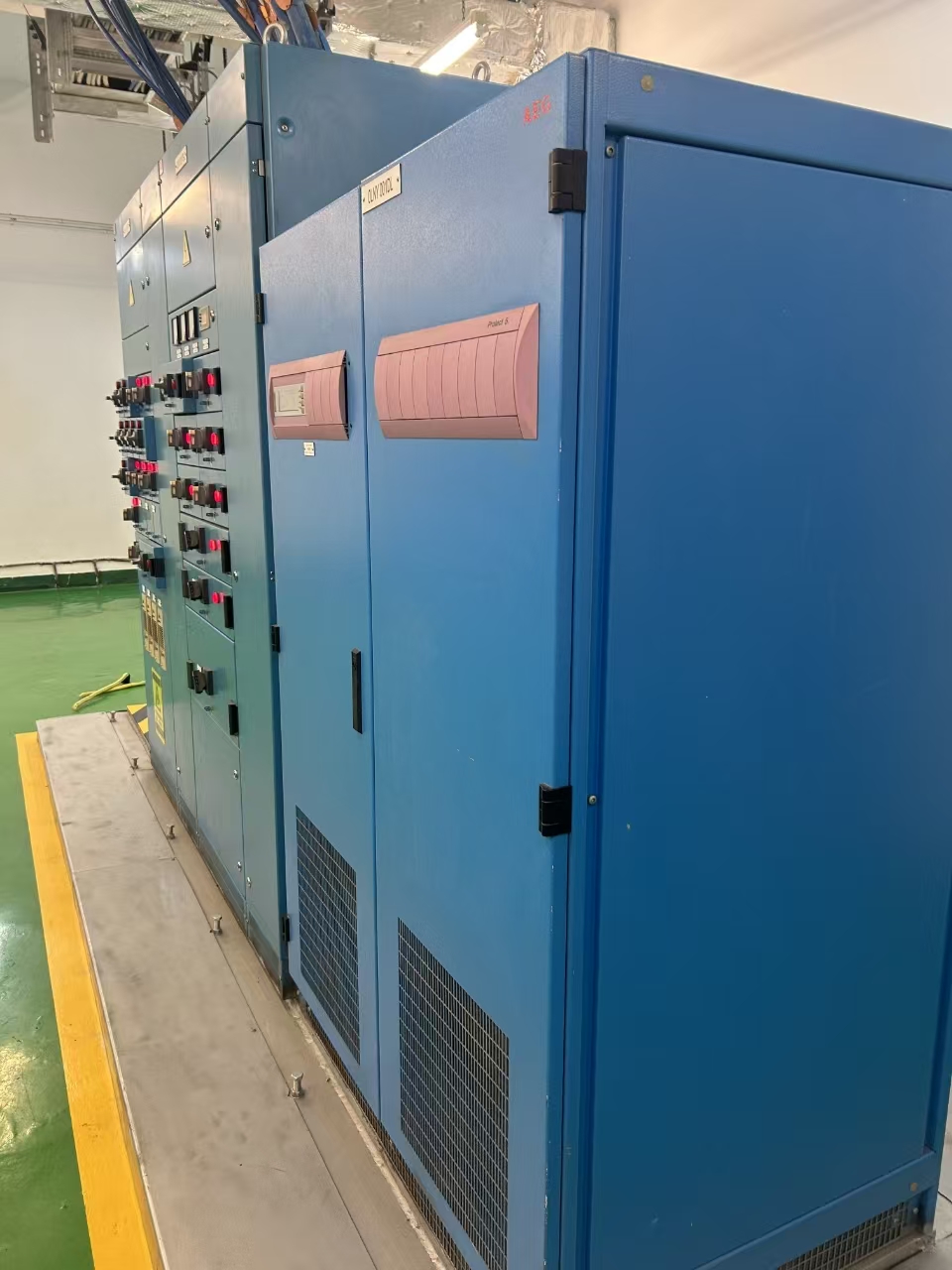 TCSN 230.4V 280Ah Lithium Battery A Revolutionary Choice for Nuclear Emergency UPS Systems (3).jpg